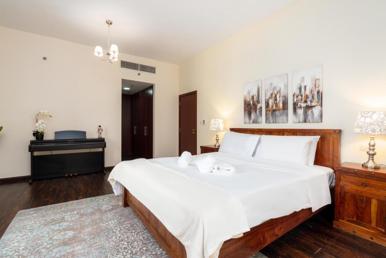 Spacious 5 Beds 3 Min From The Jbr Beach Dubai Exterior foto