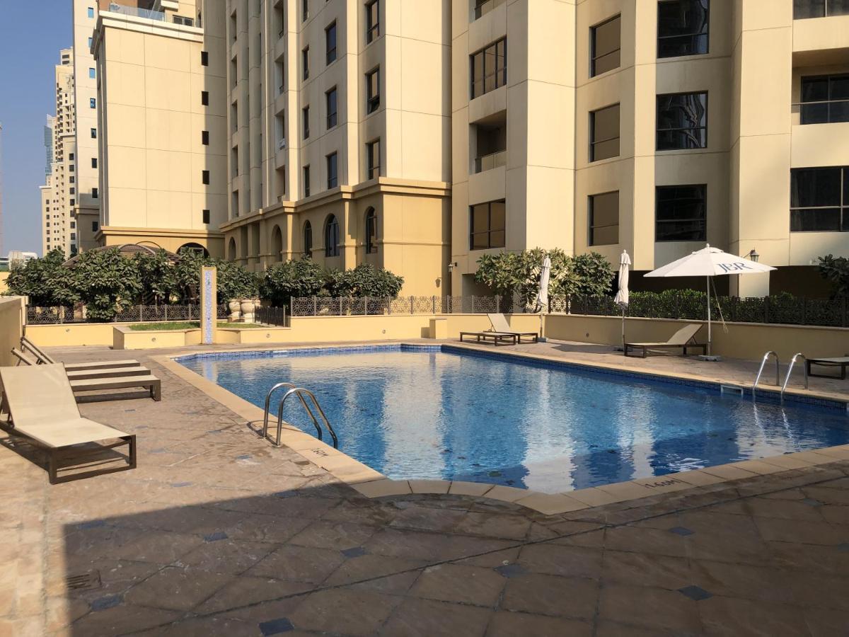 Spacious 5 Beds 3 Min From The Jbr Beach Dubai Exterior foto